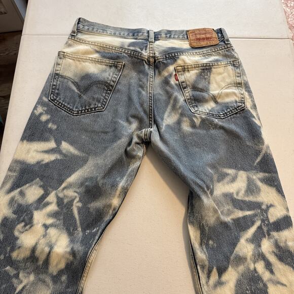 Levi's 505 Jeans Men’s 34x30 Regular Fit Straight Leg Blue Light Wash Denim - Picture 6 of 6